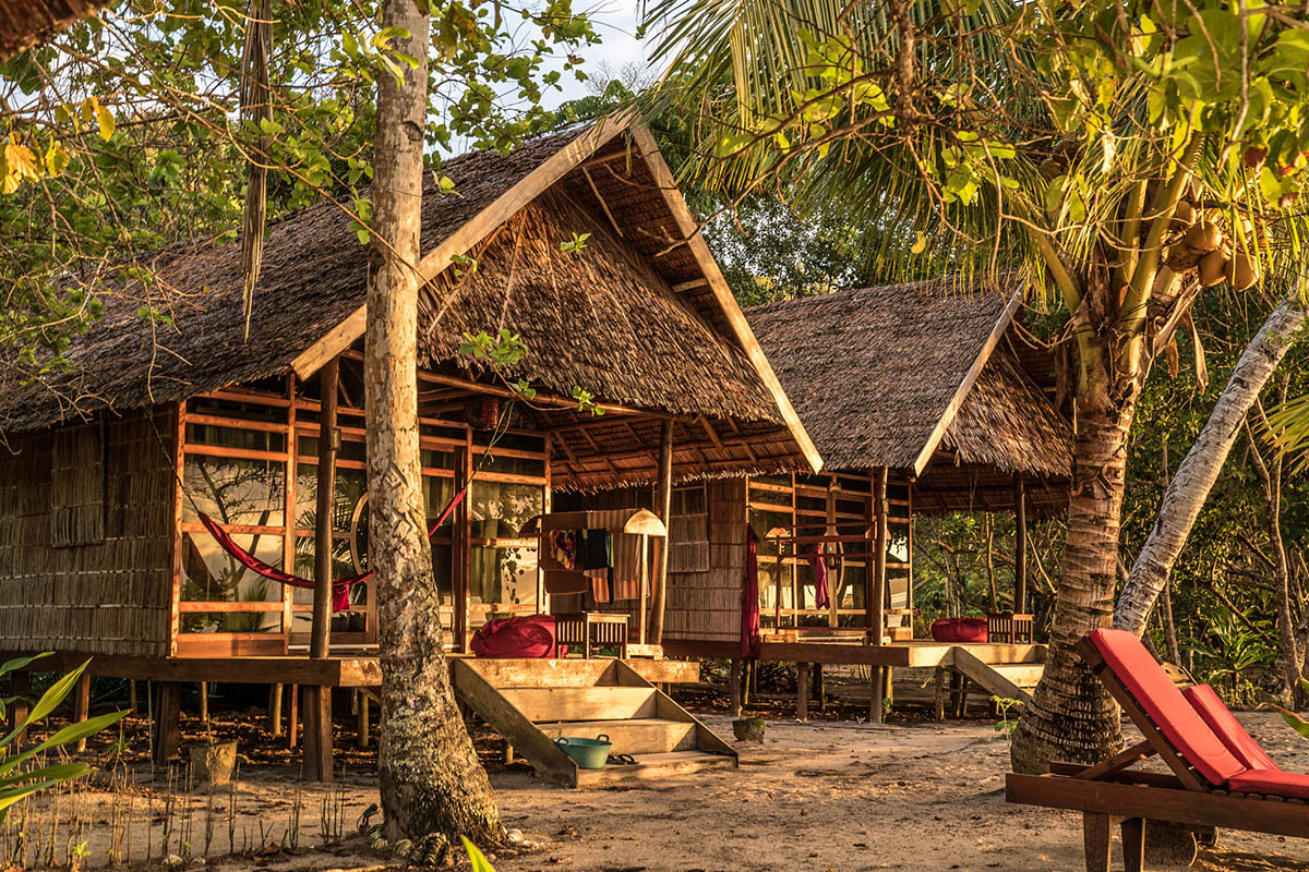 Going to Raja Ampat? Stay at These 5 Resorts to Make Your Trip Better!