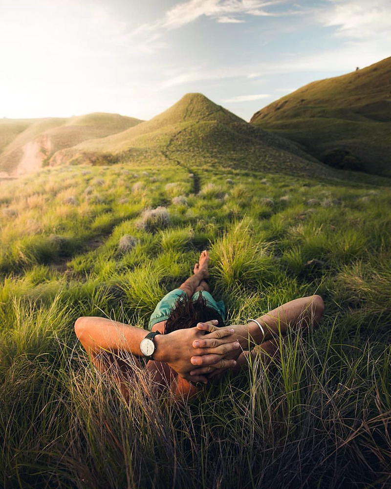 hamparan sabana di Pulau Kenawa, NTB